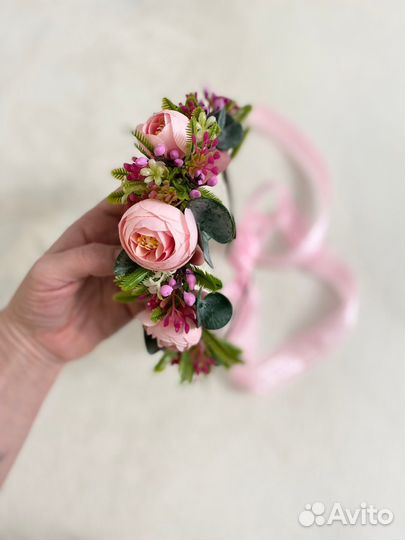 Венок на голову из искусственных цветов