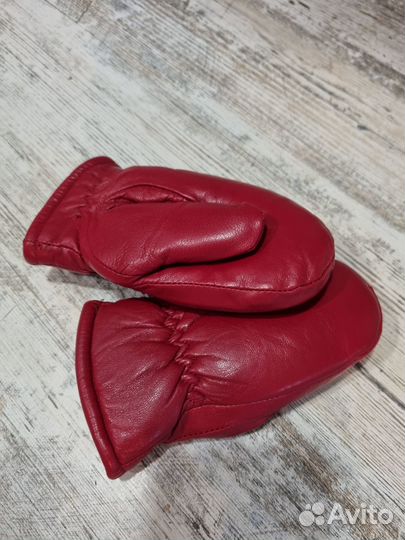 Варежки новые на меху