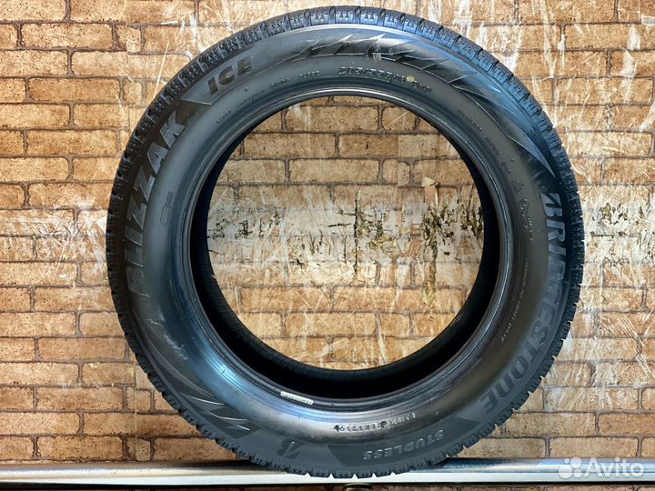 Bridgestone Blizzak Ice 205/55 R16