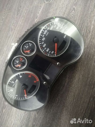 Приборная панель Audi a3 8p diesel