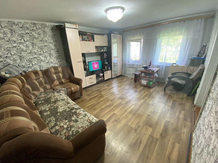 Дом 54 м² на участке 5 сот.