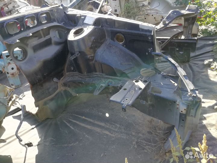 Лонжерон передний левый Lexus RX300