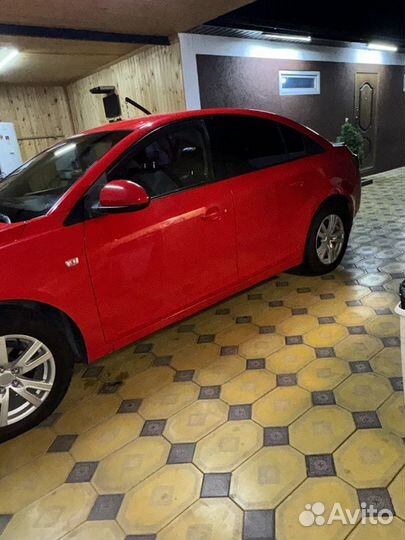 Chevrolet Cruze 1.8 AT, 2012, 241 000 км