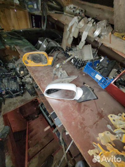 Зеркало боковое левое на джили эмгранд