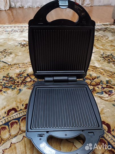 Вафельница redmond