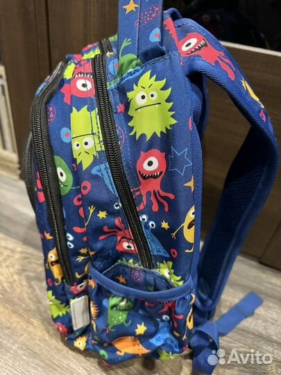 Школьный портфель