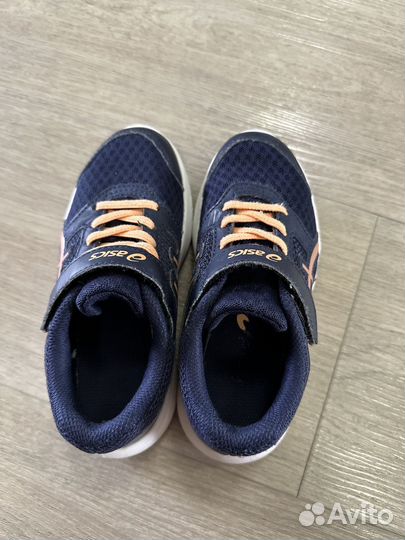 Кроссовки Asics