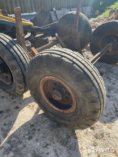 Колеса на тракторную телегу 2 птс 4