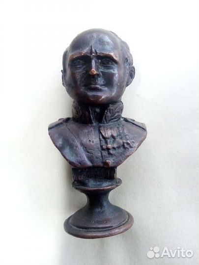 Бюсты людей СССР