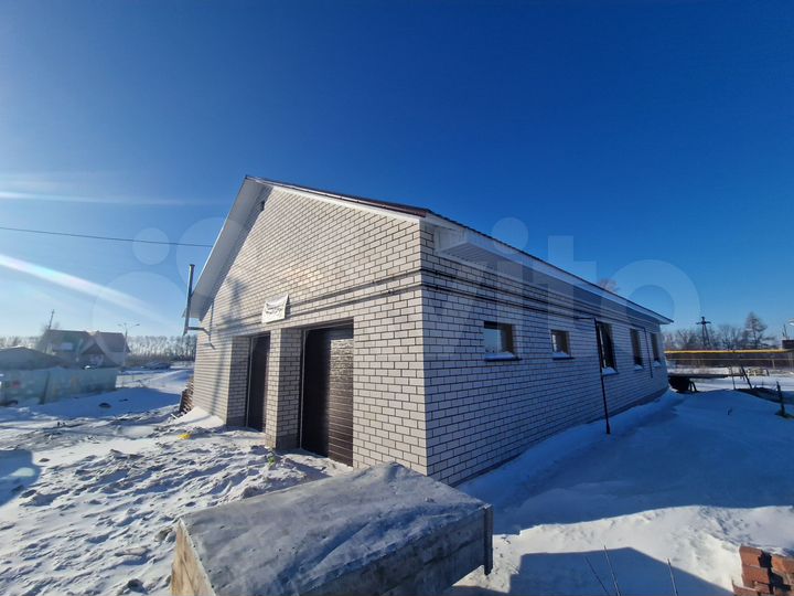 Коттедж 157 м² на участке 8 сот.