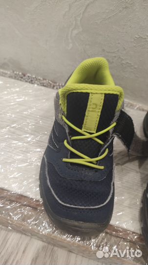 Кроссовки quechua 28