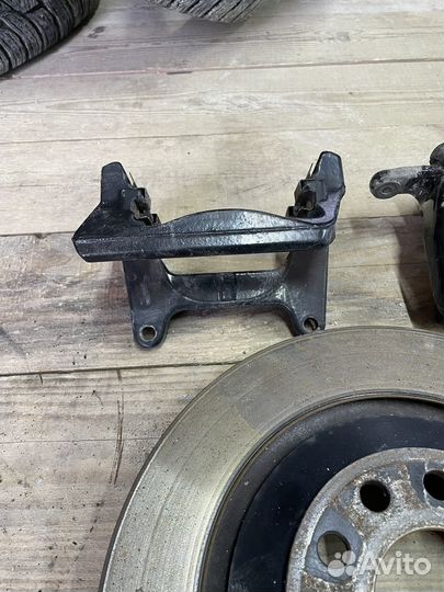 Задние тормоза Audi S8 D3