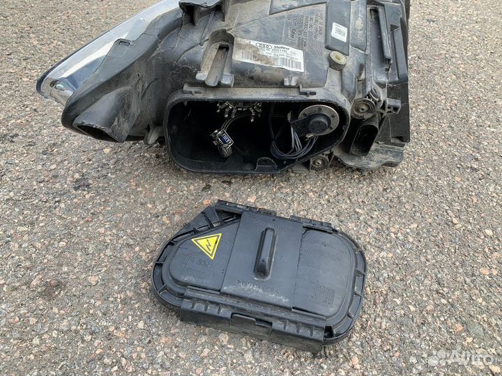 Крышка фары левой Q7 (4L)