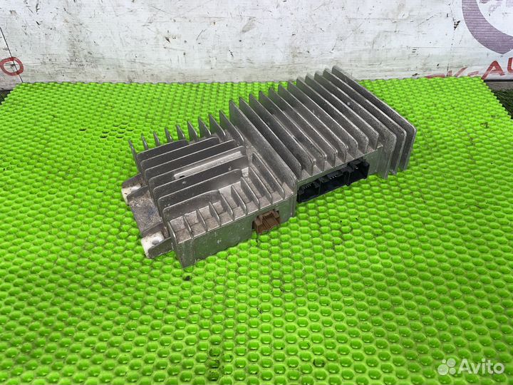 Усилитель акустической системы bose на Cadillac Es