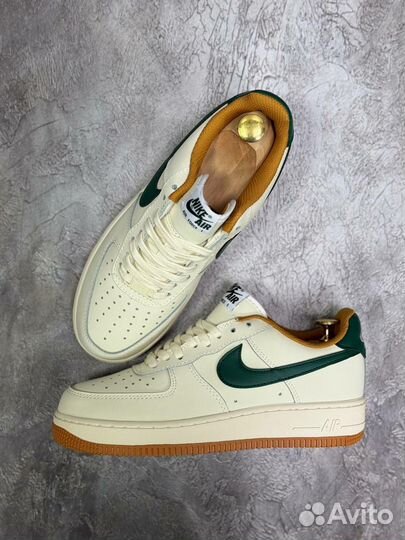 Кроссовки женские Nike Air Force 1 (36-39)