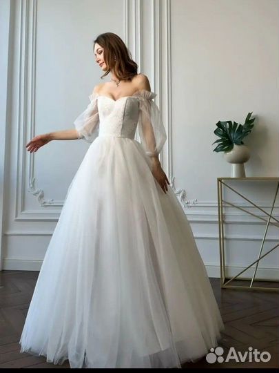 Свадебное платье 46 48 новое
