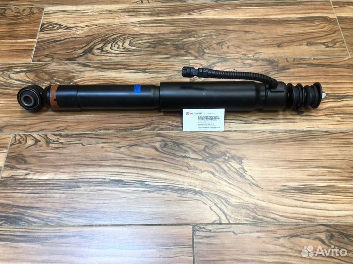 48530-69535 амортизатор задний Тойота прадо 150