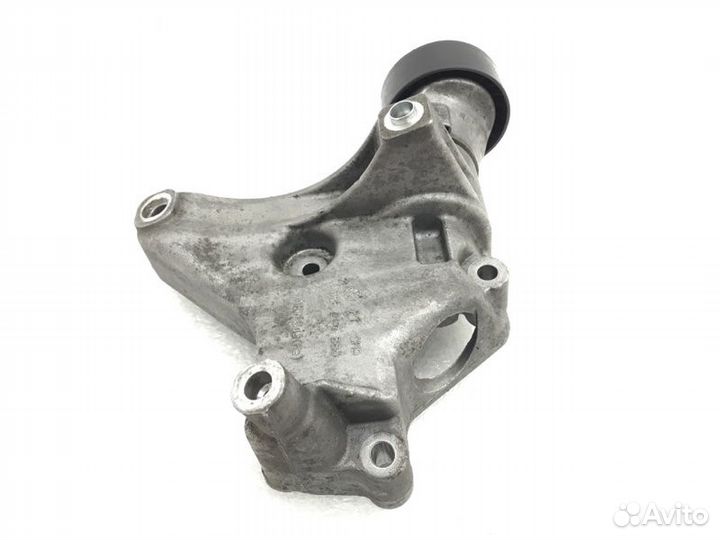 Кронштейн компрессора кондиционера Volkswagen Polo