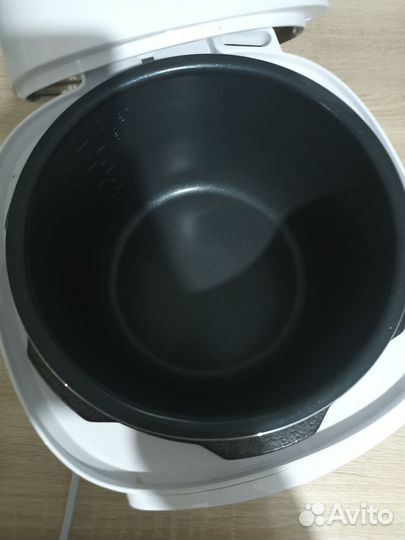 Мультиварка-скороварка marta multicooker MT-4334