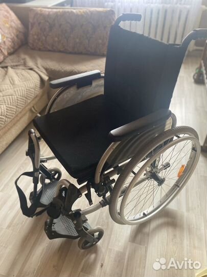 Инвалидная коляска складная бу