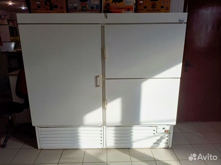 Холодильные шкафы