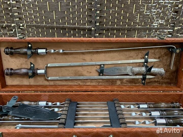 Шампура в подарочном кейсе