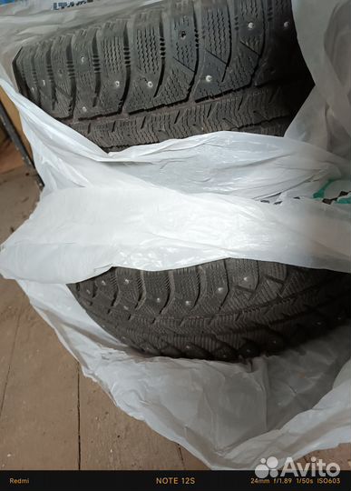 Bridgestone Ice Cruiser 7000S 205/60 R16