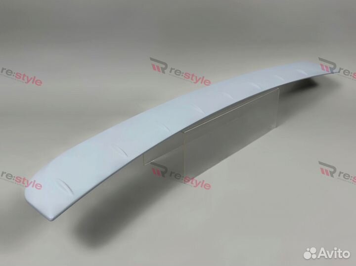 Спойлер на крышку багажника Hyandai Sonata