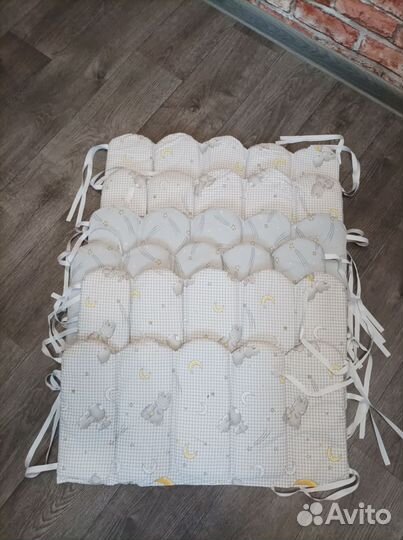 Бортики в детскую кроватку новые