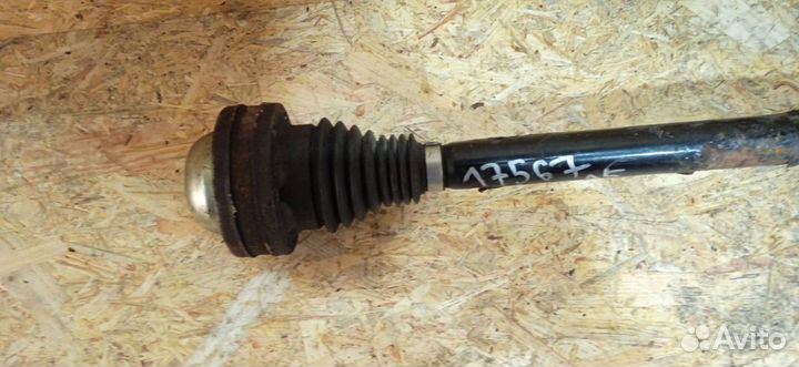 Полуось задняя Audi A5 8T 2010 8K0501203J