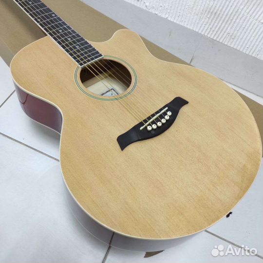 Акустическая гитара новая большая