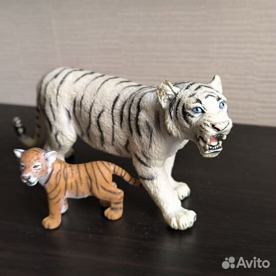 Фигурки животных schleich