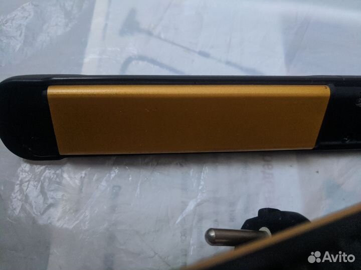 Выпрямитель для волос Sterlingg ST-6841, 2 режима