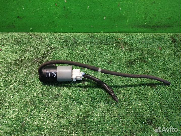 Мотор омывателя лобового стекла Toyota Auris E150