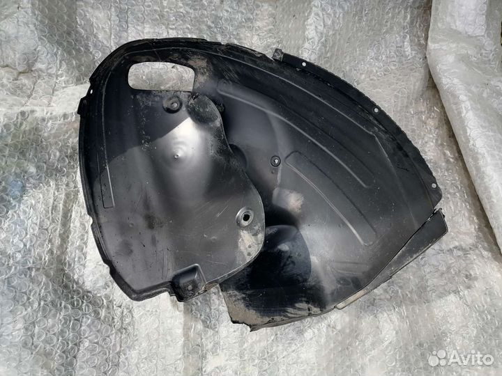 Подкрылок передний правый Kia Sorento Prime