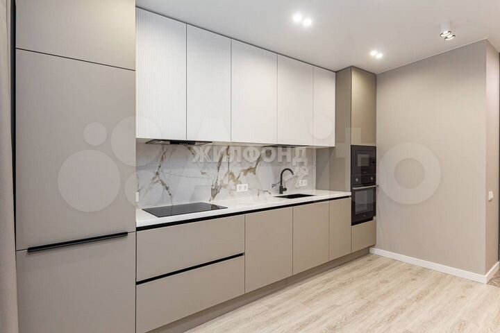 2-к. квартира, 37,6 м², 16/18 эт.