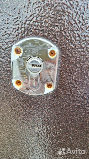 Дверь входная металлическая бу 90:200