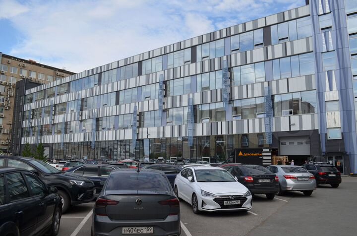 Сервисный центр, 244 м²