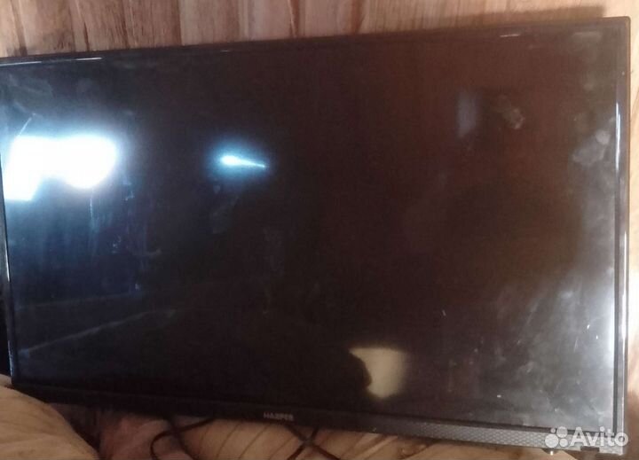 Телевизор и телефоны на запчасти