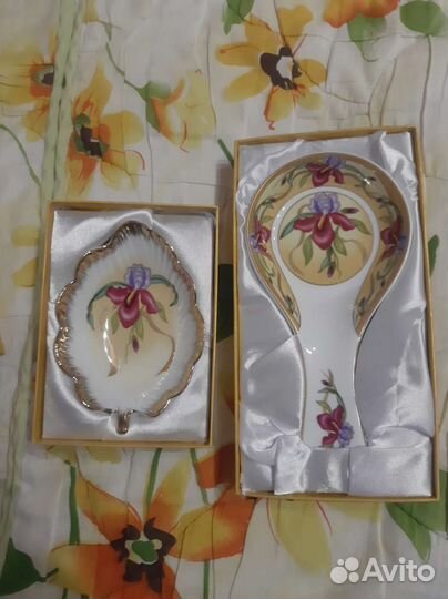 Набор фарфоровой посуды