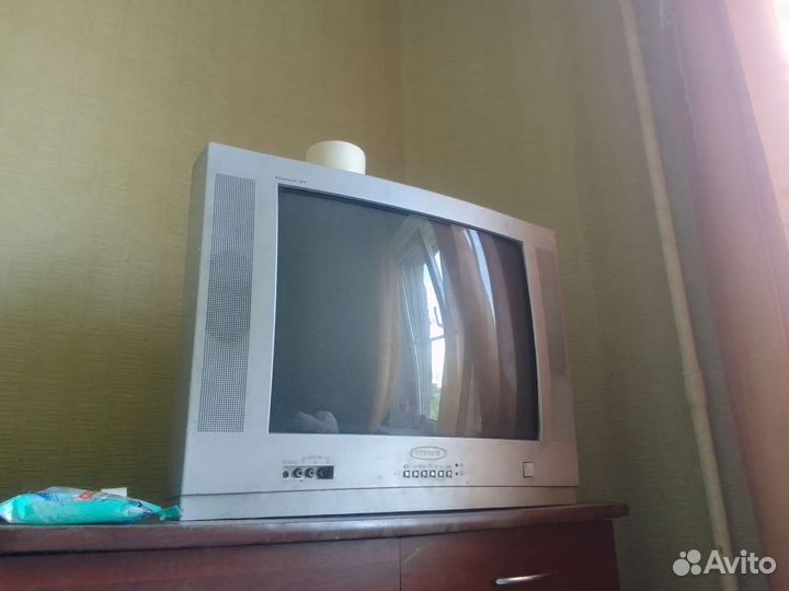 Телевизор