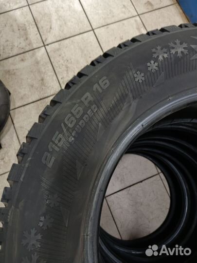 Michelin X-Ice North 3 215/65 R16 102T