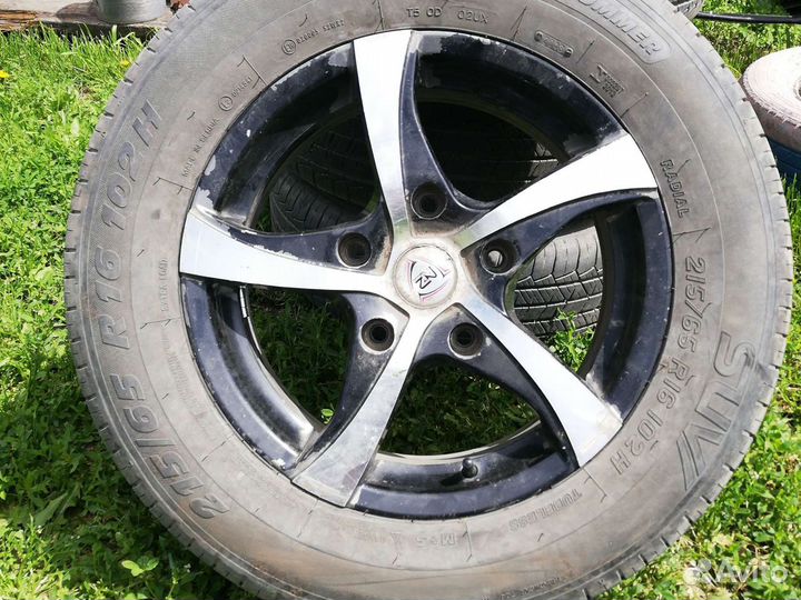 Колеса на ниву 215 65 r16