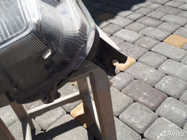 Mitsubishi outlander xl фара правая