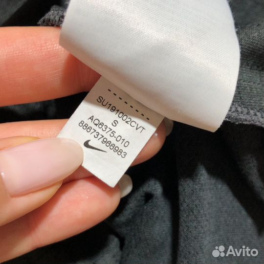 Спортивная футболка Nike