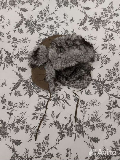 Шапка зимняя на мальчика 5-7 лет