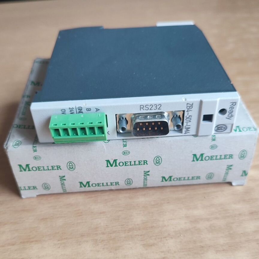 [ZB4-501-UM3] Moeller / Eaton Interface Converter