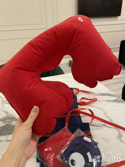 Подушка под шею дорожная надувная