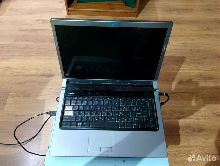 Редкий Ноутбук Dell Studio 1537 рабочий б/у