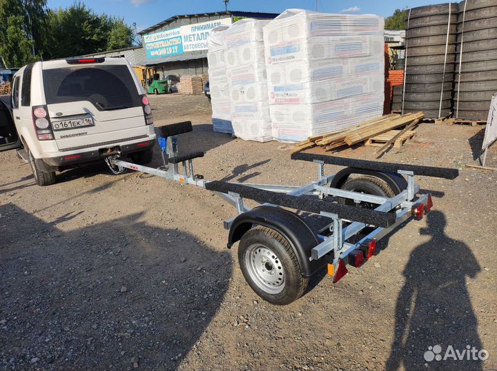 Прицеп мзса 81771С обладает съемной конструкцией